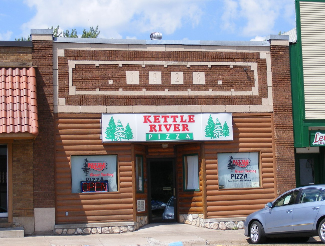 Guide to Askov Minnesota